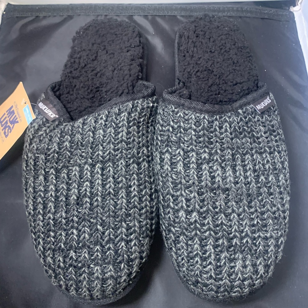 Muk Luks Men’s‎ Cozy Knit Slippers Black Size L (12–13) New With Tags